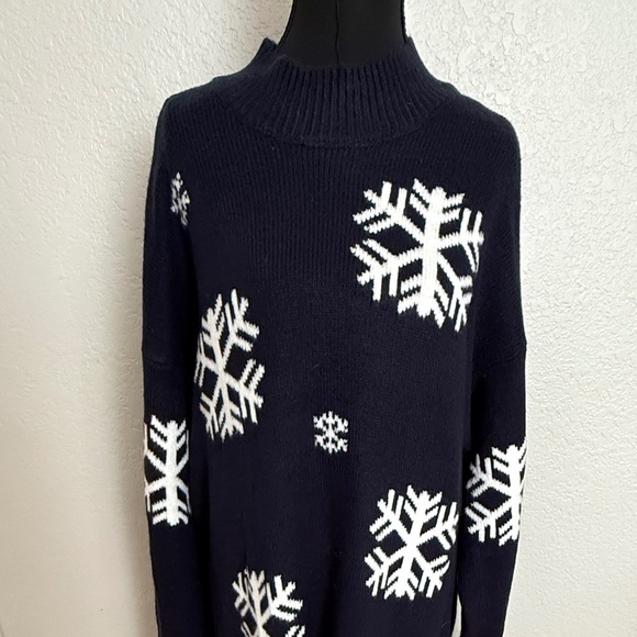 🆕 NWT Lane Bryant Blue and White Sweater Dress w/ Snowflake pattern - Picture 2 of 5